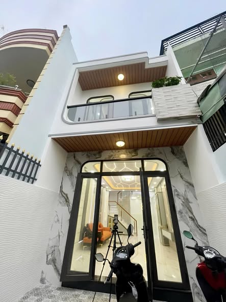 Nhà phố Tân Hòa Đông Quận 6, 67.2m² giá 5.45 tỷ - Nở hậu tài lộc!