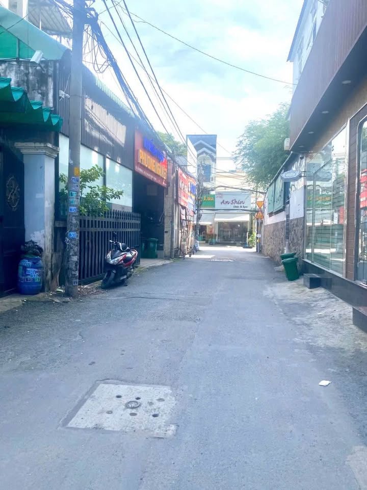 Nhà phố Tam Bình, Thủ Đức 45m² giá 3 tỷ - Vị trí thuận lợi, an ninh tốt!