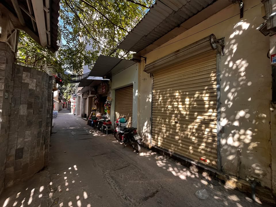 Đất Cổ Nhuế 110m² giá 22 tỷ - Kinh doanh sầm uất, ô tô vào tận nơi!