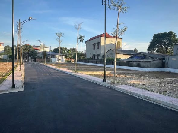 Lô đất biệt thự Hòa Lạc 100m² giá chỉ 4 tỷ - Cơ hội đầu tư không thể bỏ lỡ!