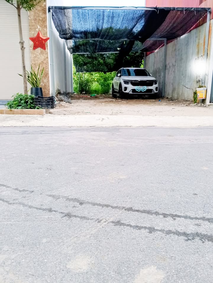 Đất thổ cư Dương Nội 66.8m² giá thỏa thuận - Vị trí đắc địa cho kinh doanh!