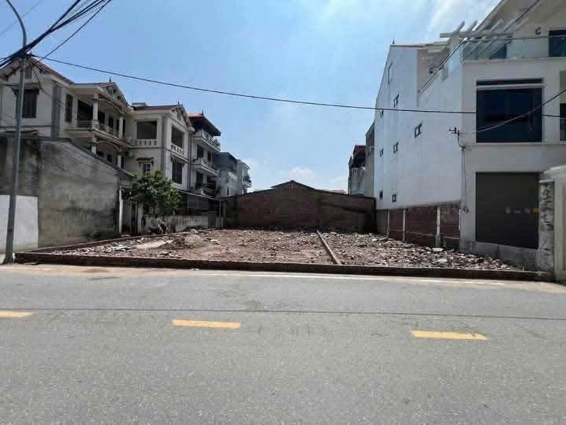 Đất mặt phố Đức Thượng Hoài Đức 80m² giá 10.4 tỷ - Vị trí đắc địa, kinh doanh sầm uất!