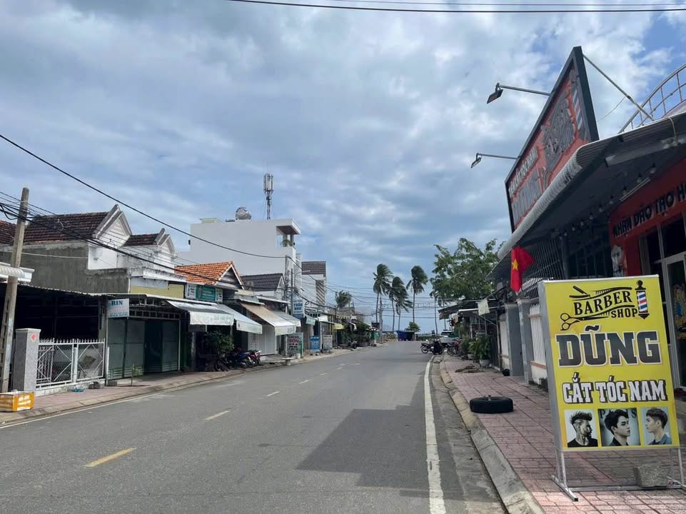 Đất mặt tiền Lê Lợi Vạn Giã 105m² giá 3 tỷ - Cách biển chỉ 50m!