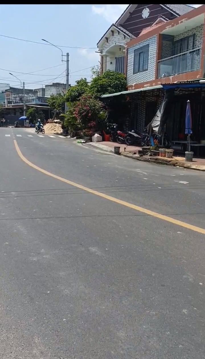 Đất mặt tiền Cần Vương, Bình Định, 105m² chỉ 1.4 tỷ - Pháp lý rõ ràng!