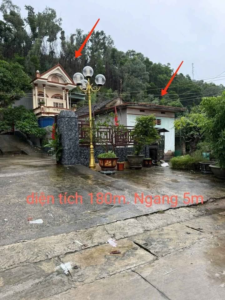 Bán nhà mặt chợ Quảng Thanh, Thủy Nguyên 180m² - Kinh doanh cực đỉnh chỉ 2 tỷ!