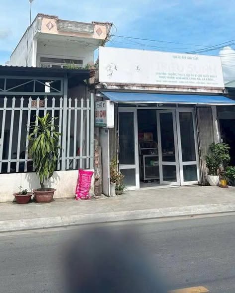 Nhà mặt tiền Trần Văn Mười, Hóc Môn 160m² giá 10.79 tỷ - Kinh doanh sầm uất!