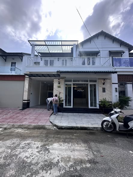 Nhà Rạch Giá, An Giang 155m² giá 4.9 tỷ - Sẵn sàng vào ở ngay!