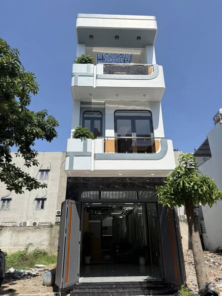 Nhà phố hoàn thiện tại Bình Chuẩn, 64m² giá 4.6 tỷ - Dọn vào ở ngay!