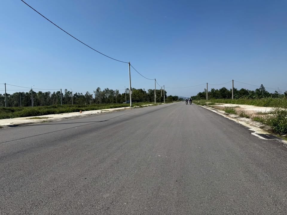 Đất nền đường Thanh Niên Sầm Sơn 240m² - Giá đầu tư hấp dẫn!