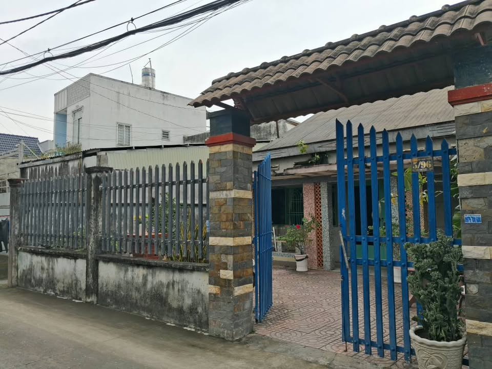 Đất thổ cư Hóc Môn 340m² giá 11 tỷ - Tiện xây biệt thự sân vườn