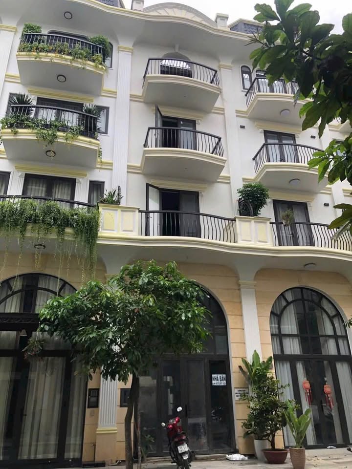 Nhà phố Zenta Home Thạnh Lộc 51m² giá 5.6 tỷ - Thiết kế hiện đại, sẵn sàng vào ở!