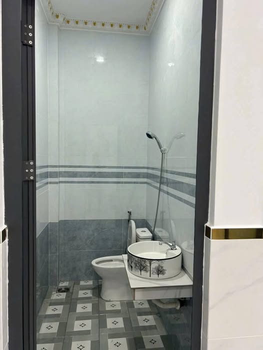 Nhà mái Thái Phú Tân 200m² giá 2.6 tỷ - Cơ hội sở hữu nhà đẹp!