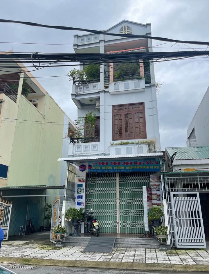 Nhà Hẻm 425 Lê Lợi, Quảng Ngãi 120m² giá 4 tỷ - Đường nhựa 7m thoáng đãng!