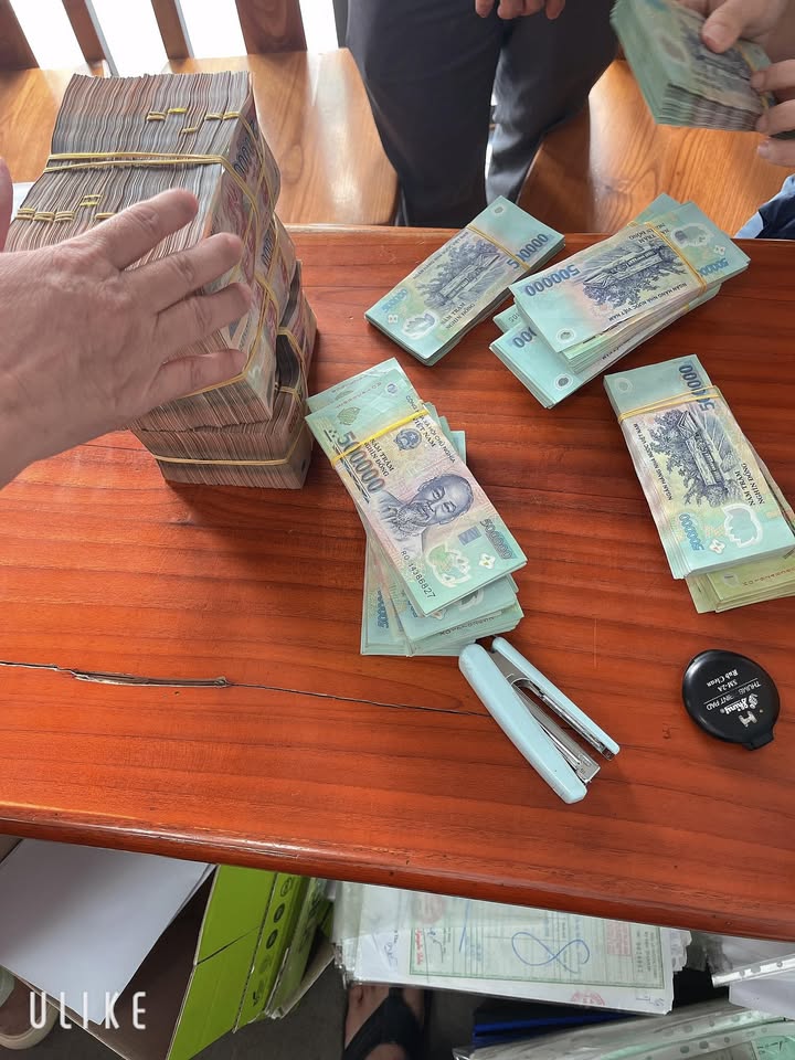 Nhà bán tại Khu BHL 10 Long Tâm, phường Tam Long, 108m² - Giá chỉ 2.6 tỷ thương lượng!