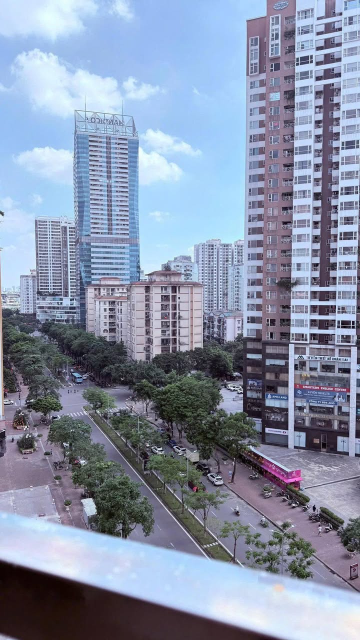 Căn hộ 24T Trung Hòa Nhân Chính 122m² giá 10 tỷ - Hướng Nam lý tưởng!