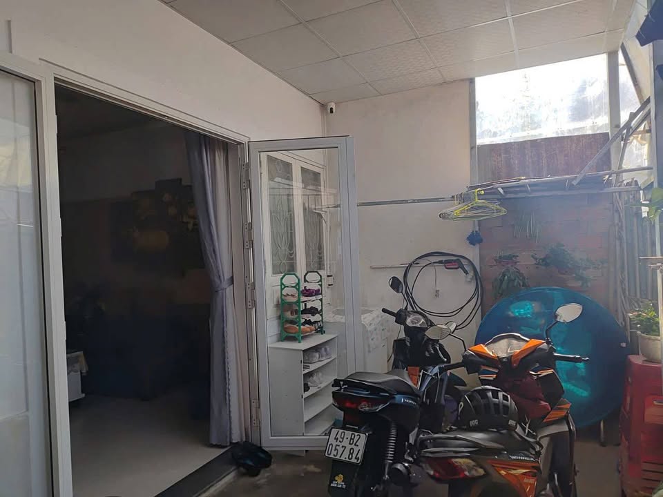 Nhà đẹp ngay ngã 3 Tùng Lâm, Đà Lạt 42m² giá 2 tỷ - Sẵn sàng vào ở!