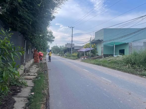 Đất nền Khánh Bình, Tân Uyên 80m² giá 1.7 tỷ - Mặt tiền đường nhựa, kinh doanh thuận lợi!