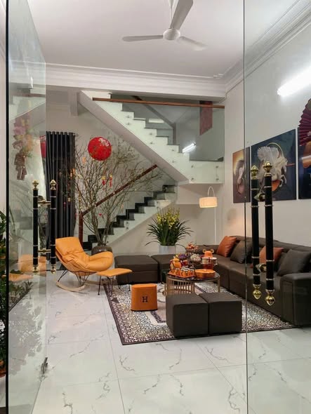 Nhà cho thuê 3 tầng đường Trần Nguyên Hãn, Vĩnh Phúc - Giá chưa tới 10 triệu/tháng!