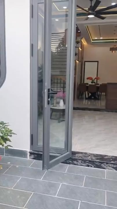 Nhà phố 100m² Mỹ Hạnh Nam giá 2.55 tỷ - Đẹp, vào ở ngay!