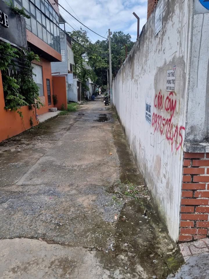 Đất nền đường Võ Văn Hát, quận 9, diện tích 66m² giá 4.4 tỷ - Cơ hội đầu tư hiếm có!