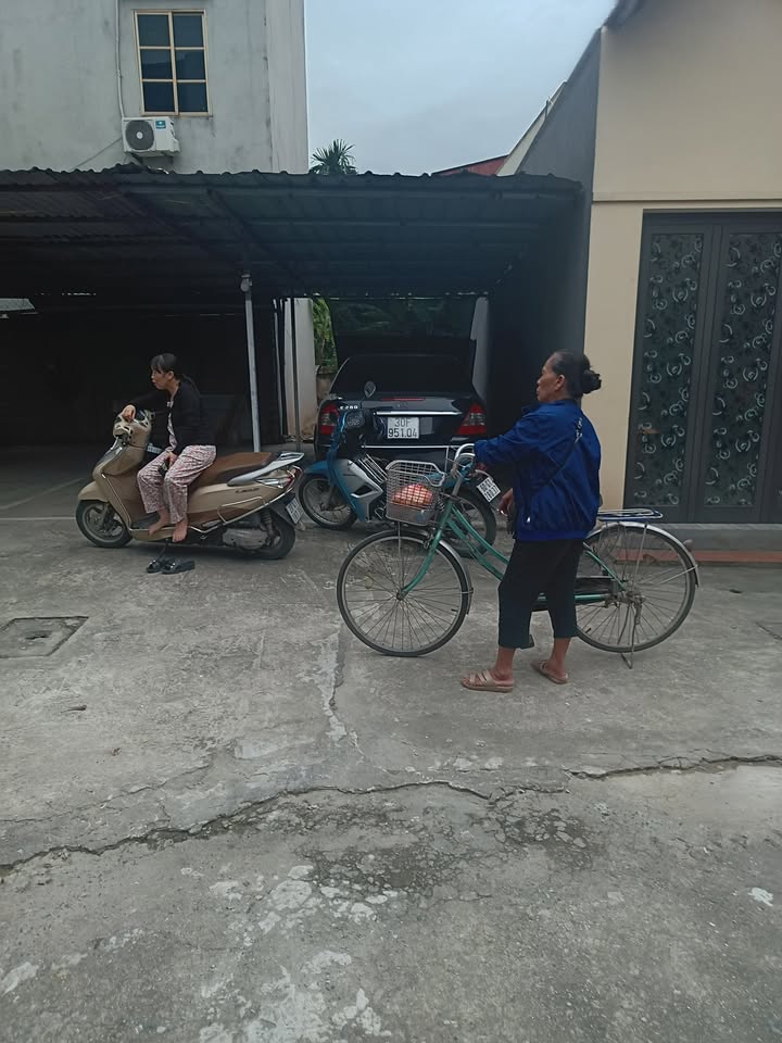 Đất thổ cư Thạch Bàn Long Biên 43m² giá 7 tỷ - Khu vực yên tĩnh, hàng xóm thân thiện!