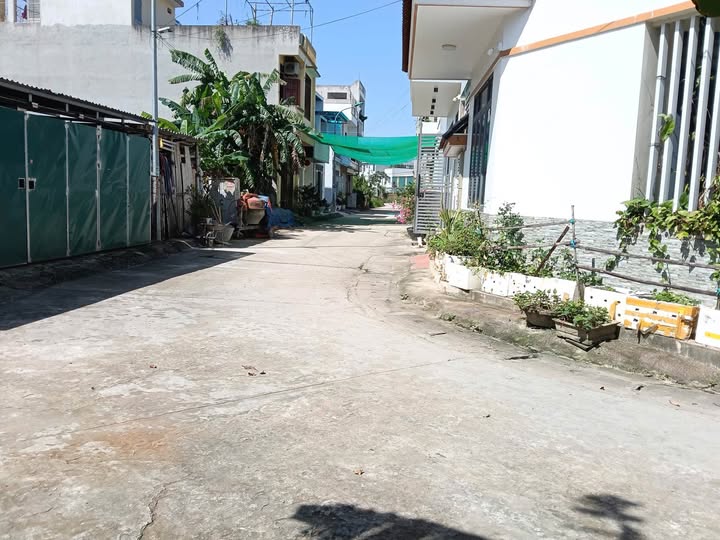 Nhà 2 tầng mặt tiền vàng tại Phú Sơn, Thanh Hóa - 88m² giá 4.1 tỷ - Kinh doanh tuyệt vời!