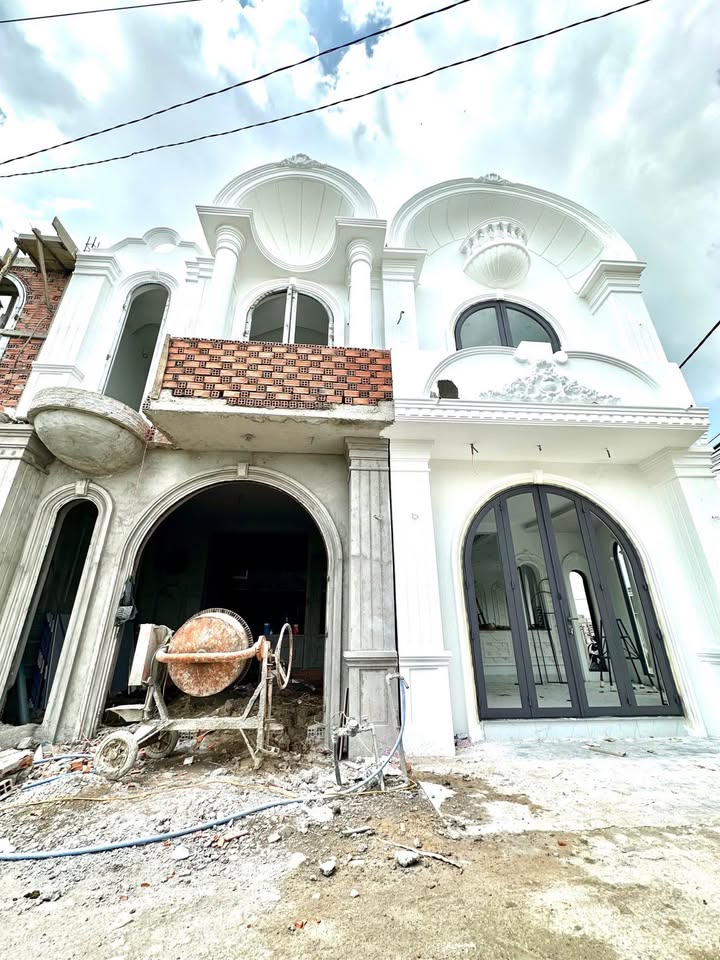 Nhà phố cổ điển Hẻm 53 Đường Sơn Thông 50m² giá 970 triệu - Sẵn sàng nhận nhà!