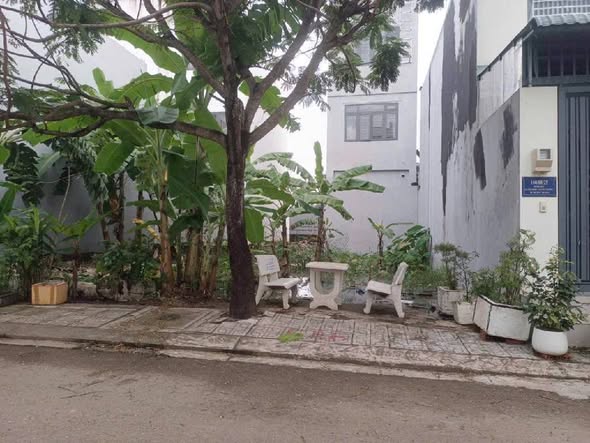 Nhà phố hẻm xe hơi tránh đường Số 1, phường Long Trường, 52m² giá 3.35 tỷ - Đầu tư sinh lời!