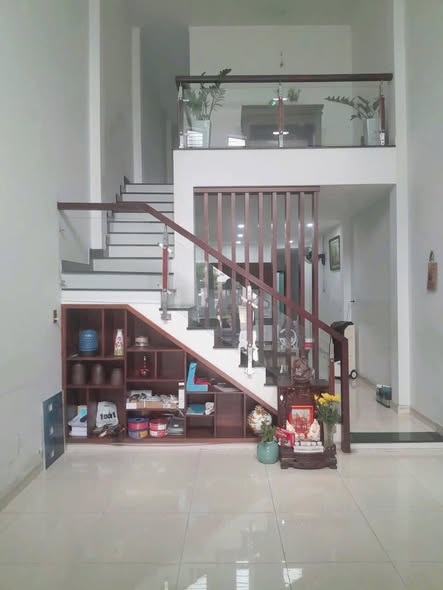 Nhà cho thuê mặt tiền Trần Quang Khải, Dĩ An 100m² - Thích hợp cho gia đình và kinh doanh