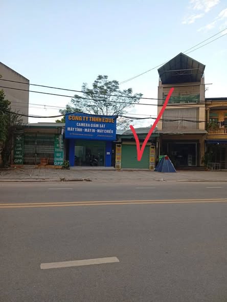 Nhà cho thuê mặt đường Lê Đồng, Phường Vân Phú, 3 phòng - Kinh doanh sầm uất!