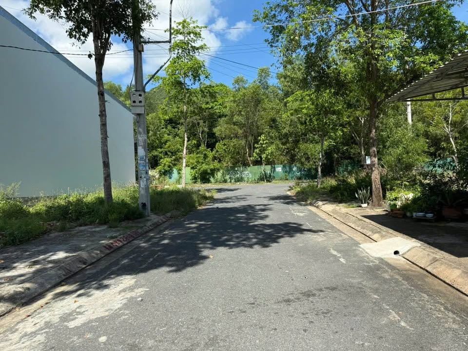 Bán đất TĐC Đất Lành, Vĩnh Thái 63.4m² giá 3.3 tỷ - Hạ tầng hoàn chỉnh!