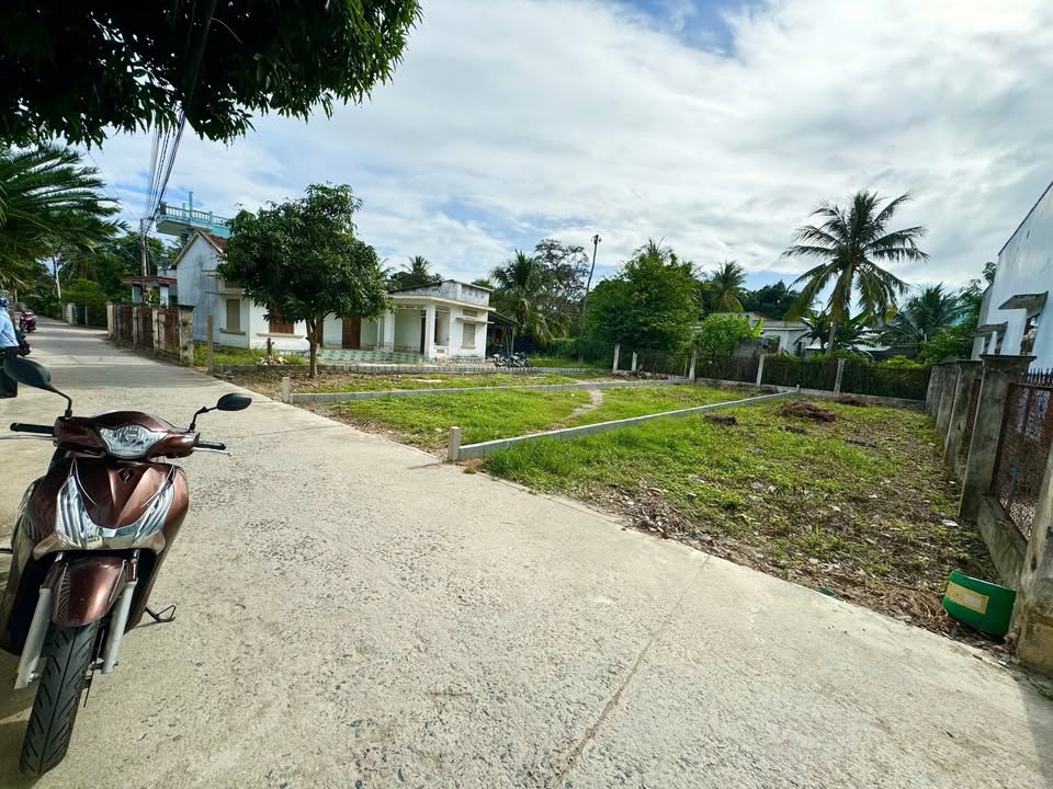 Đất thổ cư Mỹ Thanh Cam Ranh 100m² giá 1 tỷ - Mặt đường ô tô dễ dàng di chuyển!