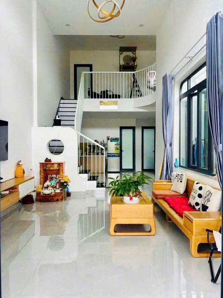 Nhà phố hẻm KA1, Tân An 100m² giá 2.3 tỷ - Thiết kế hiện đại, sẵn sàng ở ngay!