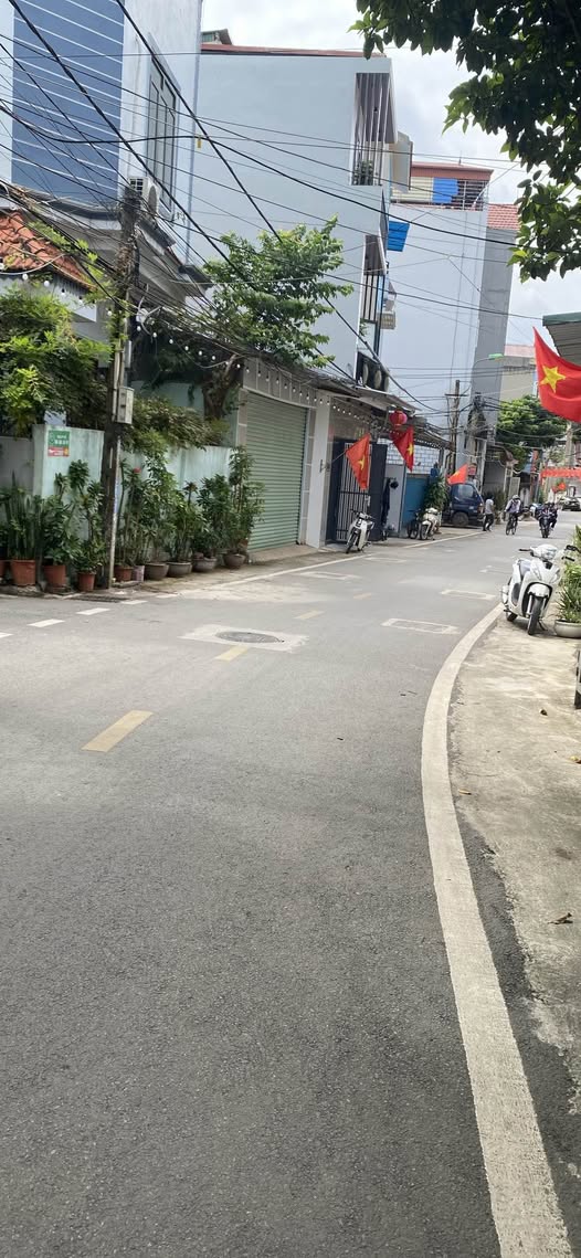 Đất mặt đường Nguyễn Trãi, Sơn La 80m² giá 1.5 tỷ - Cơ hội đầu tư tuyệt vời!