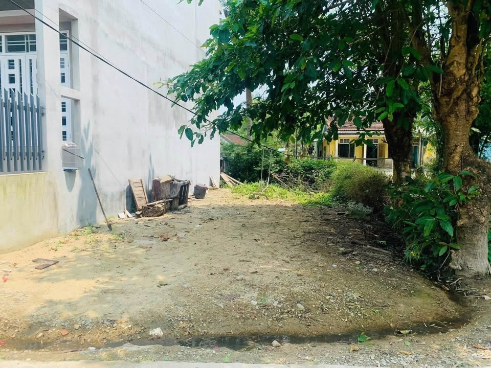 Đất 2 mặt tiền kiệt 77 Trần Hoàn, Hương Thủy 79.3m² giá 650 triệu - Ô tô vào thoải mái!