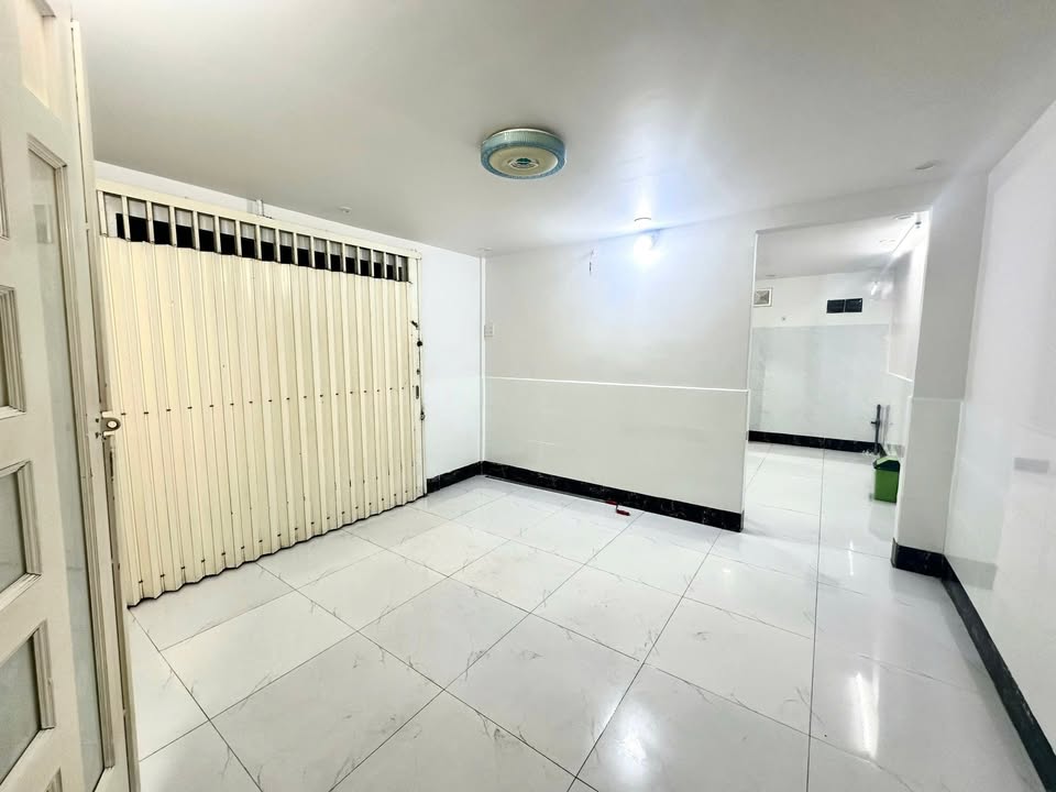 Nhà cho thuê 2 tầng đường Nguyễn Trãi, Cần Thơ 26m² - Thích hợp cho gia đình và sinh viên!