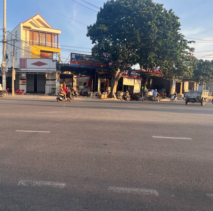 Nhà mặt tiền Thống Nhất, Phan Rang 95m² giá 3.7 tỷ - Sẵn sàng vào ở ngay!