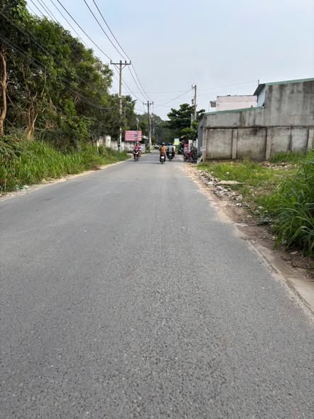 Đất nền kinh doanh tại Tân Định, Bến Cát 83m² giá chỉ 1 tỷ - Cơ hội đầu tư sinh lời!