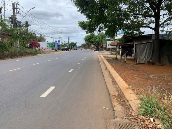 Đất mặt tiền Nguyễn Thị Định, Buôn Ma Thuột 110m² giá 2.55 tỷ - Đầu tư sinh lời hấp dẫn!