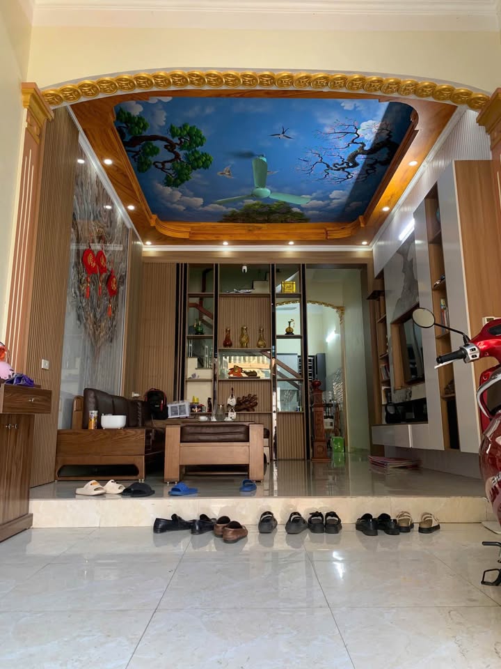 Nhà 3 tầng Phú Khánh, Thái Bình 60m² - Hướng Tây, Ngõ ô tô vào