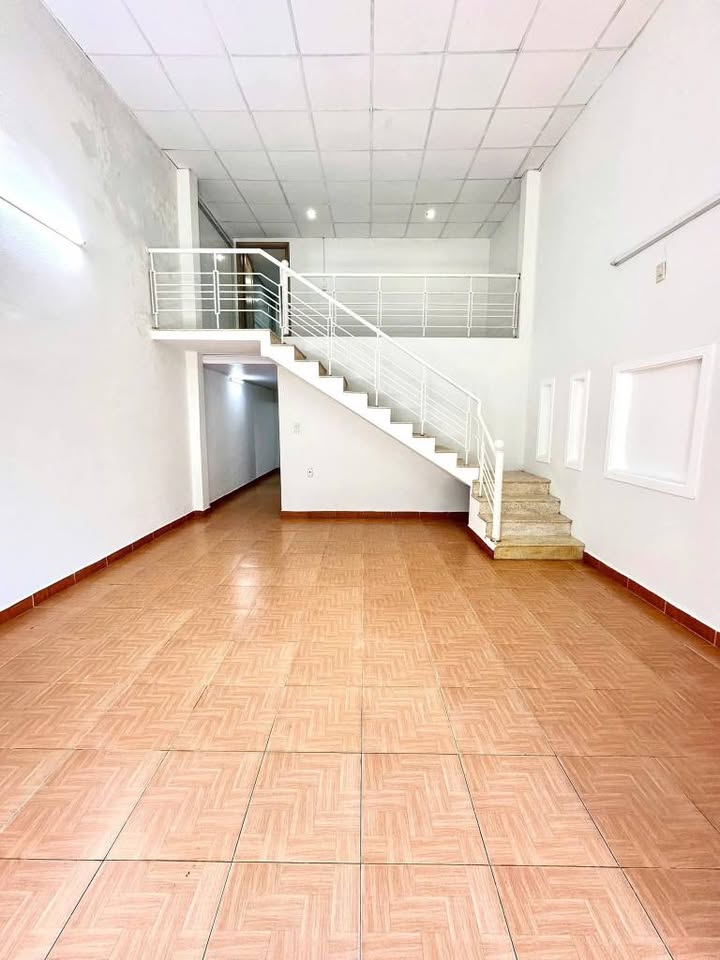 Nhà kiệt Bình Thái 65m² giá 3.08 tỷ - Sổ nở hậu, vị trí thuận lợi!