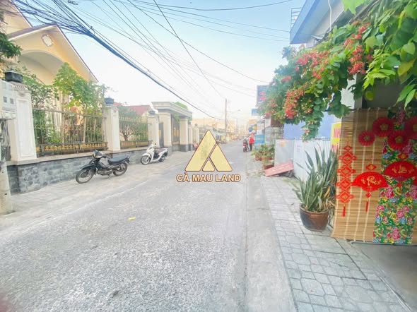 Nhà nghỉ 432m² tại đường 19/5, phường 8, Cà Mau - Thu nhập 70 triệu/tháng!