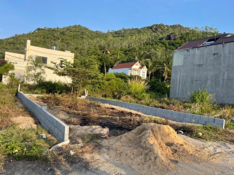 Lô đất Diamond Bay Nha Trang 98m² giá 1.6 tỷ - Hướng Tây Bắc, xây nhà cực đẹp!