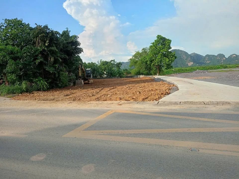 Đất thổ cư Lương Sơn, Hòa Bình 513m² giá 5.13 tỷ - Vị trí đẹp kinh doanh thuận lợi!