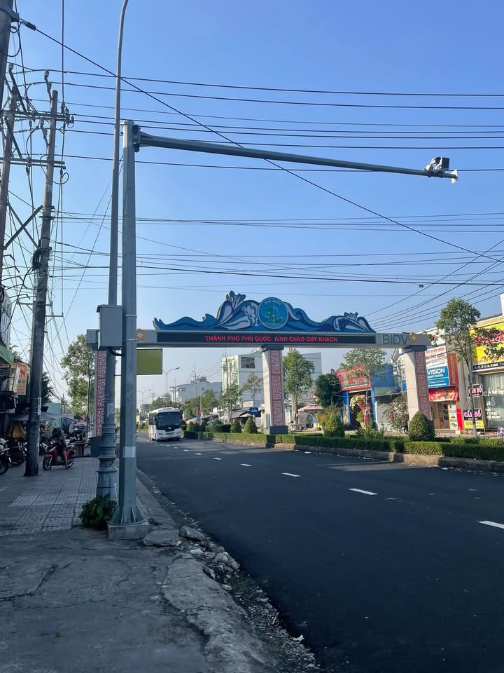 Lô Đất Thổ Cư Phú Quốc 100m² giá 1.1 tỷ - Đầu tư sinh lời hấp dẫn!