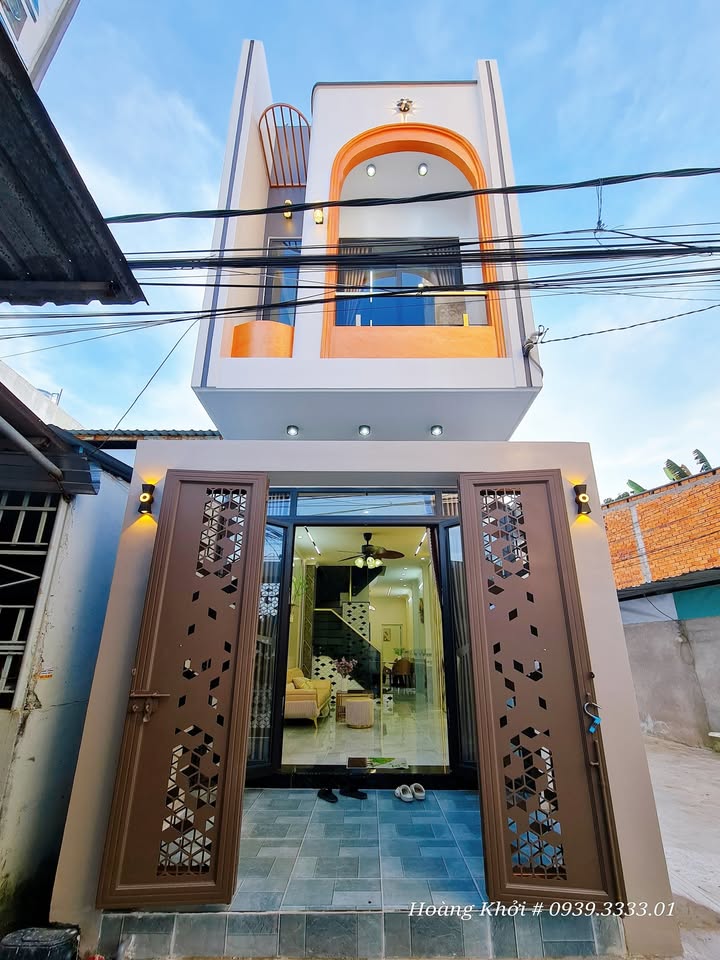 Nhà hiện đại 2 tầng tại Cần Thơ 108m² giá 3.49 tỷ - Gần Lotte Mart