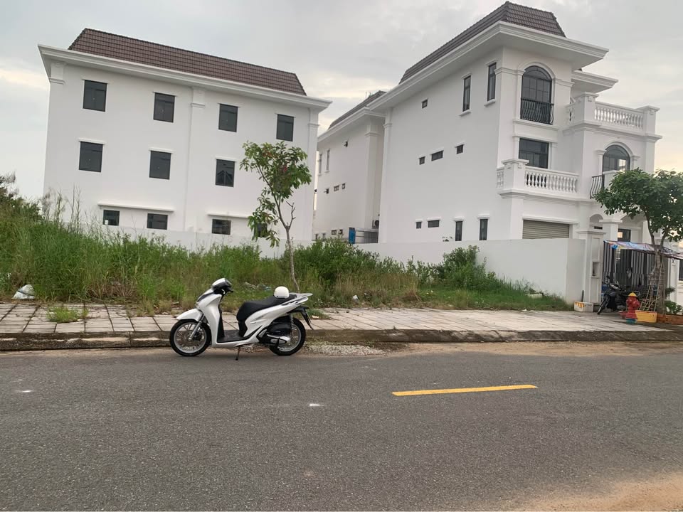 Đất nền góc A15 đường số 9 khu đô thị Tây Bắc Rạch Giá 204m² - Giá tốt chỉ 2 tỷ!