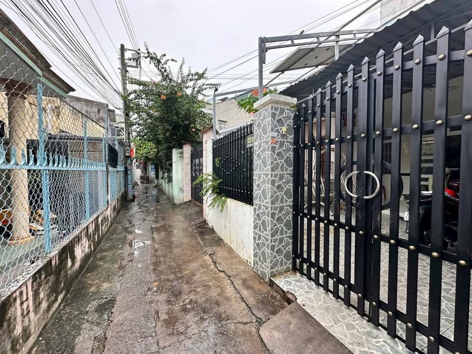 Nhà nguyên căn Trần Hưng Đạo, Phan Thiết 100m² giá 4.5 triệu - An ninh, thoáng mát!