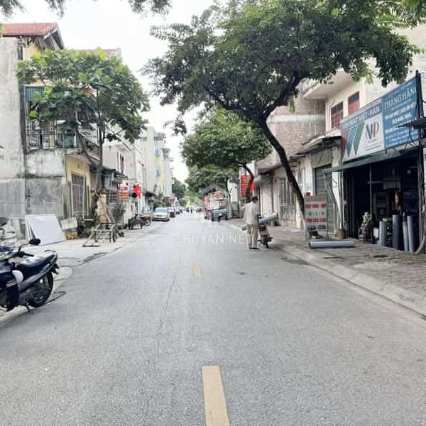 Đất thổ cư 112,6m² tại Nguyễn Văn Hưởng, Long Biên - Tiện ích đa dạng, giá tốt!