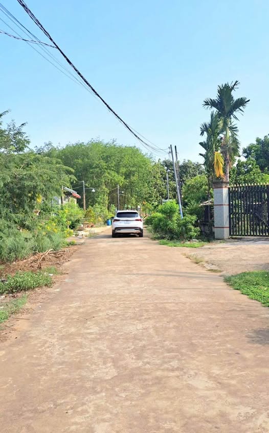 Đất nền Ấp 1 - Tiến Hưng 400m² giá 1.65 tỷ - Đường rộng, vị trí đẹp!